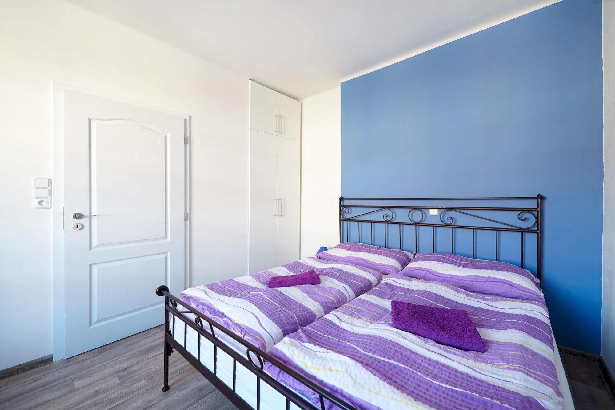 Hostel Foster Марианске-Лазне Экстерьер фото